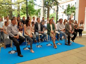 El vicesecretario de Comunicación del PP, Pablo Casado, celebró esta tarde un acto arropado por los jóvenes del partido en la Casa Colón de Huelva.