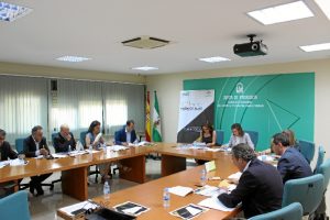 Reunión del jurado en Huelva, entre los que se encuentran el director de HBN, Ramón Fernández Beviá. 