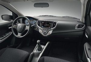 El interior del Suzuki Baleno destaca dentro de su segmento