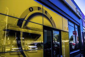 El concesionario oficial Opel en Huelva se encuentra en la Avda. de las Fuerzas Armadas