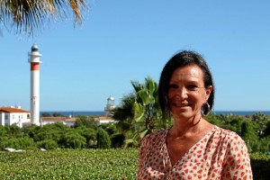 Fabienne, turista de nacionalidad francesa que peregrina cada año al Rocío, y elige El Rompido en el mes de julio para pasar unos días de descanso. 