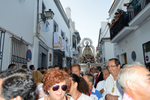 Numerosos moguereños acompañaron a su patrona.