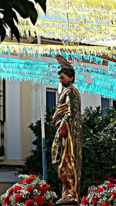 San Bartolomé durante la procesión.