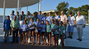 Los participantes en el II Trofeo Colombino de Piragüismo 'Decano del Fútbol Español'.