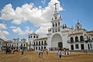 El Santuario de Nuestra Señora del Rocío. /Foto: J.Norte.