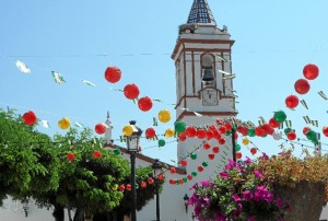 Vista de la iglesia de Cortelazor.