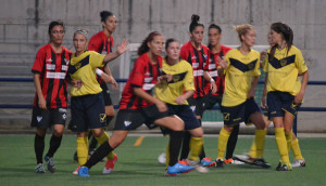 Las onubenses, muy superiores a su rival en este último test de la pretemporada.