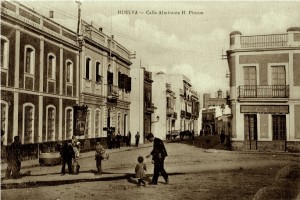 La calle Marina, antigua de la Calzada, era el centro de la actividad empresarial vinculada a la navegación.