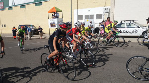 Un momento de la prueba ciclista celebrada este domingo en Bollullos.