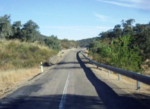 La carretera de Encinasola tendrá una atención preferente dado su estado.