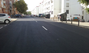 Calle Gonzalo de Berceo tras la actuación.