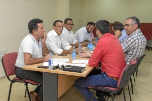 Un momento de la reunión que ha contado con representantes de la Mesa de la Pesca. 