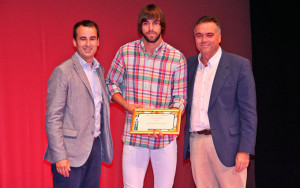 José Antonio Caro, Mejor Deportista de La Palma, con el alcalde y el concejal de Deportes.