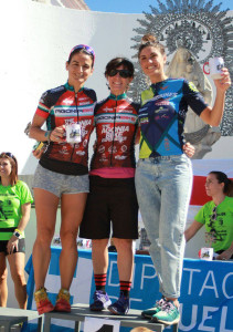 Podio femenino de la III Ruta BTT y I Media Maratón BTT Calañas.