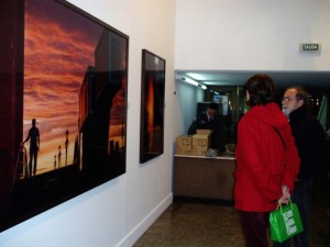 La Sala Plus Ultra se reabre para esta exposición de fotografía antigua.