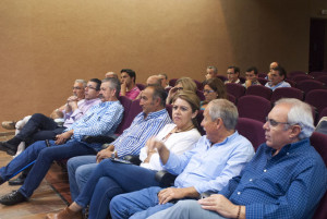 Asistentes a la reunión.