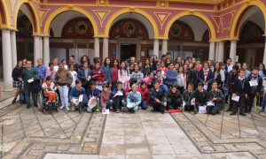 Los niños han elegido democráticamente a la nueva alcaldesa.