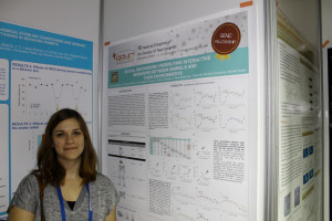 La onubense presentó un póster en el congreso de la SENC de 2015 con el trabajo realizado durante su primer año en el laboratorio.