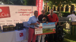 Los vencedores en el torneo de golf celebrado en Isla Canela.