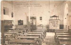 Año 1917. Colegio "San Casiano”. En sus aulas no faltaban los mapas físicos y políticos.