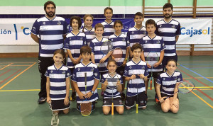 Los jóvenes valores del Recre IES La Orden, que ganaron sus dos encuentros en Huelva en 'Se Busca Campeón'.