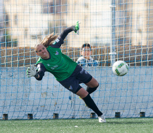 Thais Picarte se tuvo que emplear a fondo en varias oportunidades. / Foto: www.lfp.es.