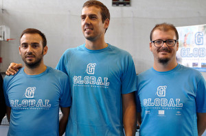 David Pérez, Adrián Robles y Yimi Rúa, jugadores del Conservas Lola de Ayamonte. / Foto: J. L. Rúa.