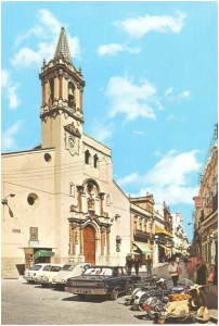 Sístole y diástole del corazón onubense: la calle e iglesia de la Concepción.