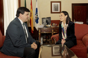 Un momento del encuentro celebrado en el Ayuntamiento de la capital. 