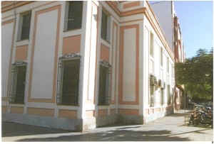 Otra perspectiva del antiguo edificio de Correos