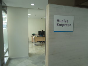 Oficinas de Huelva Empresa, organismo dependiente de la Diputación Provincial.