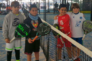 Los componentes de las escuelas de la Fundación 25 de Marzo de Pádel brillaron en Granada.