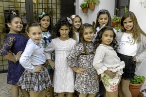 Las niñas también se apuntan al Carnaval. 