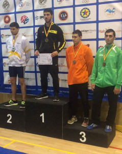 Elkhan Mamedov, en el tercer escalón del podio. / Foto: http://luchaelcampeon.com.