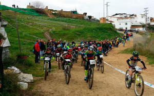 Casi 300 bikers estuvieron presentes en el 9º Rally Villa de Paterna del Campo.