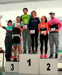 Podio mixto, con Rocío Espada y Pedro Ojeda como ganadores.