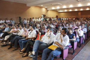 Asamblea celebrada en El Fresno.