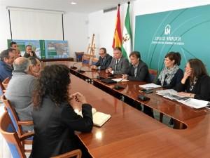 Un momento de la presentanción en Huelva del proyecto de la Estación Depuradora de Aguas Residuales de la Cuenca Minera.