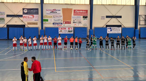 Momentos previo al comienzo del partido Almonte FS-Ciudad de Ceuta. / Foto: @AlmonteFutsal.