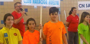 Algunos de los representantes del CN Huelva en el Trofeo de El Puerto de Santa María.