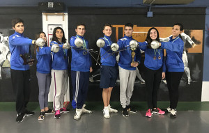 Representantes del Club Esgrima Huelva en Utrera.