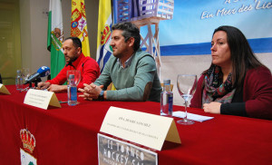 Un momento de la presentación del torneo de hockey en Isla Cristina.