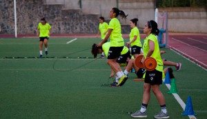 Las jugadoras del Sporting ya tienen en mente su próximo partido ante el Granadilla Egatesa.