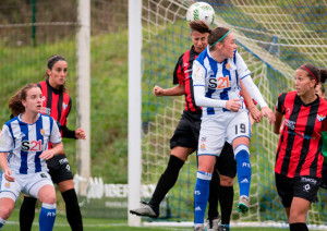 El Sporting consiguió un gran triunfo en Zubieta ante la Real en la primera vuelta. / Foto: www.lfp.es.