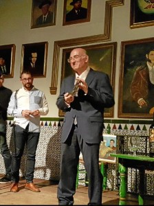 La Peña Cultural Flamenca “La Orden” rinde homenaje a Martínez Navarro. 