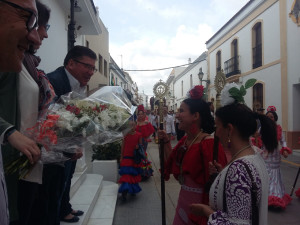 La romería de barrio se ha convertido en la de todo el pueblo.