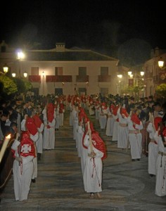 A su paso por carrera oficial.