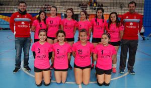 Formación del CDV San Bartolomé, campeón provincial de voleibol Infantil femenino.