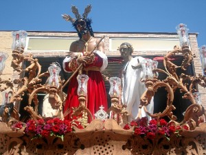 La Hermandad, en la calle.