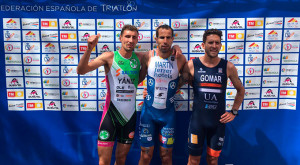 Podio del Campeonato de España de Duatlón, con Emilio Martín como ganador. / Foto: @TRIATLONSP.